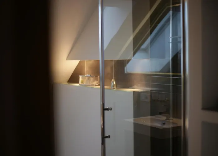 Appart-hotel Reb_art Alojamento de Acomodação e Pequeno-almoço 4*